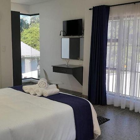 The Wishing Well Guest House Self-Catering Port Edward Kültér fotó
